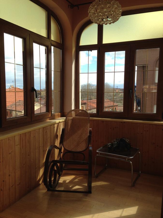 Villa Boleta A 5 Minutos De Leon, Casa Con Jardin San Andrés del Rabanedo Esterno foto