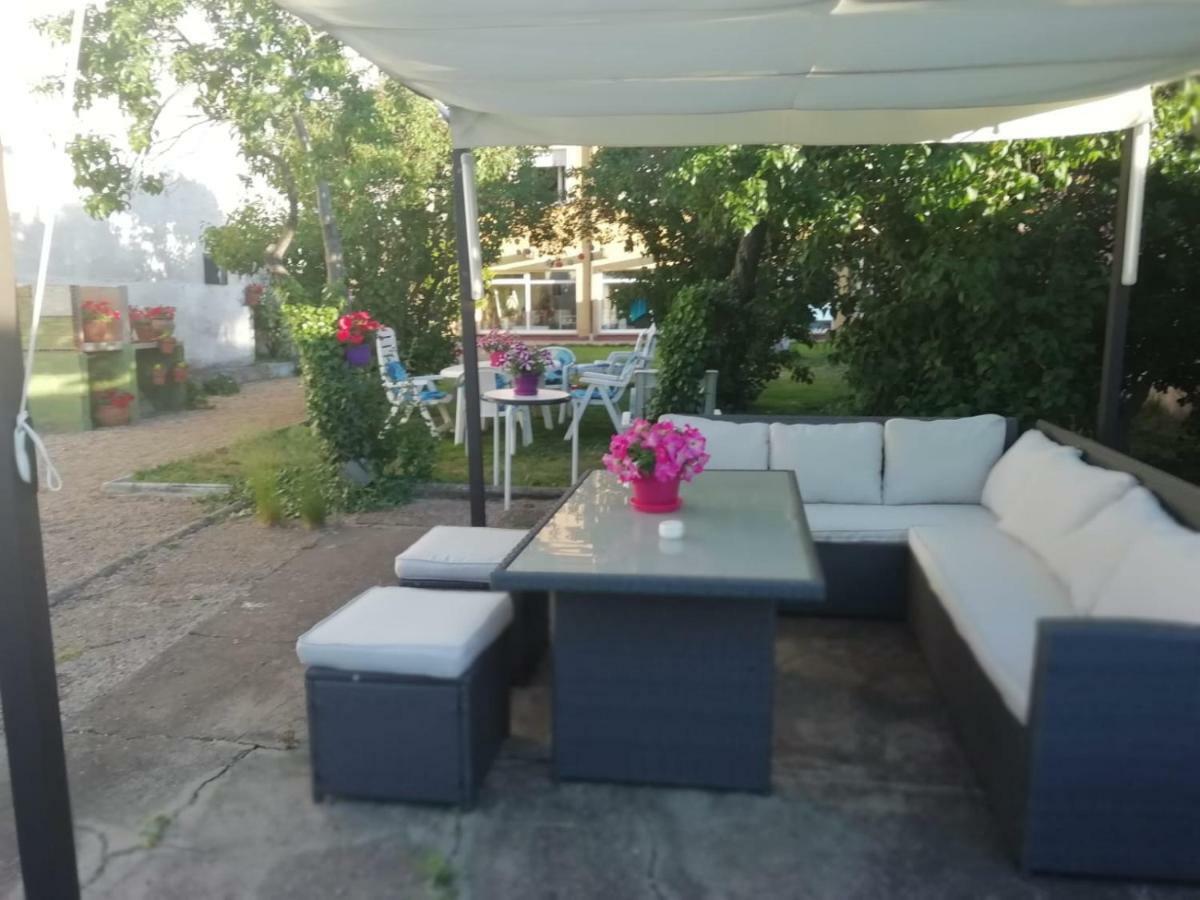 Villa Boleta A 5 Minutos De Leon, Casa Con Jardin San Andrés del Rabanedo Esterno foto